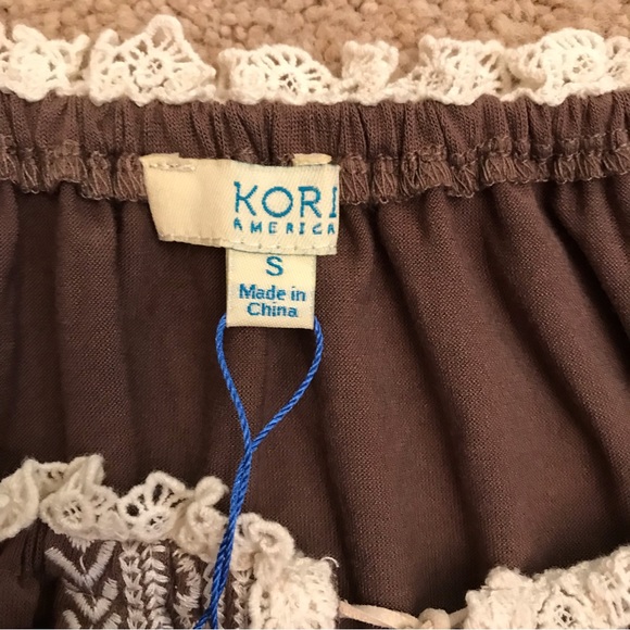 Kori America Off The Shoulder Top NEW Womens Size Small Mocha White Bell Sleeve - Picture 10 of 10